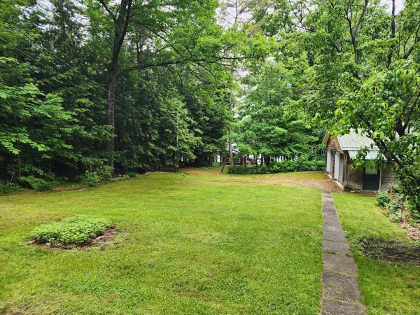 Livermore, ME 04253,18 Emmons RD