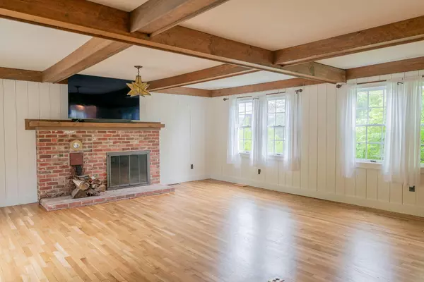 Boothbay Harbor, ME 04538,228 Atlantic AVE