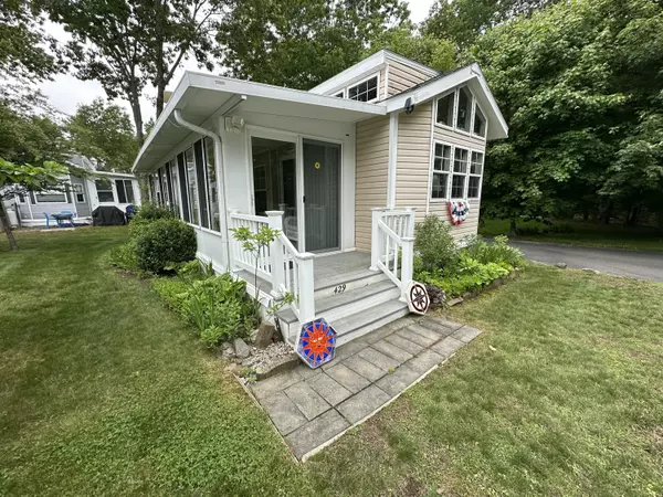 23 College DR #429, Wells, ME 04090