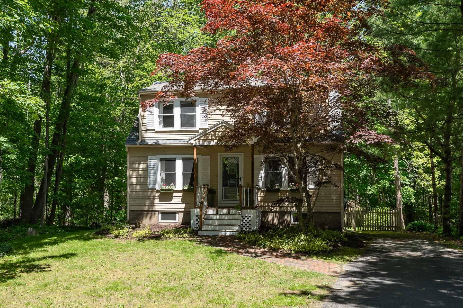 29 Woodlawn AVE, Kittery, ME 03904