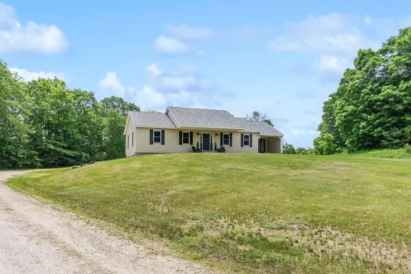 Minot, ME 04258,1380 Woodman Hill RD