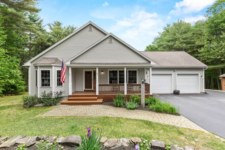 85 May Meadow DR, Gray, ME 04039