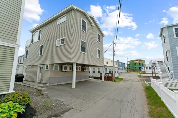 Wells, ME 04090,8 Studley LN