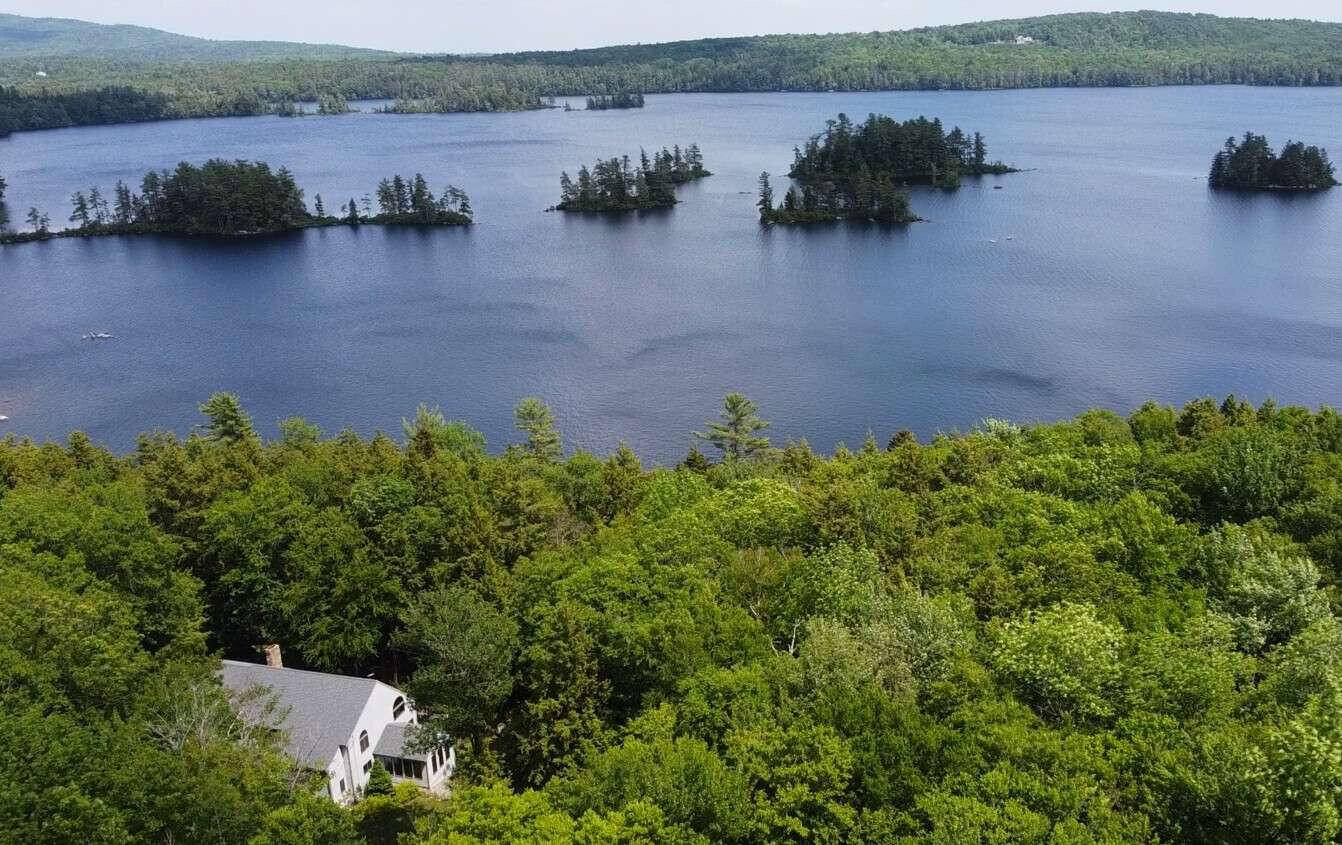 192 Hill Top RD, Chesterville, ME 04938