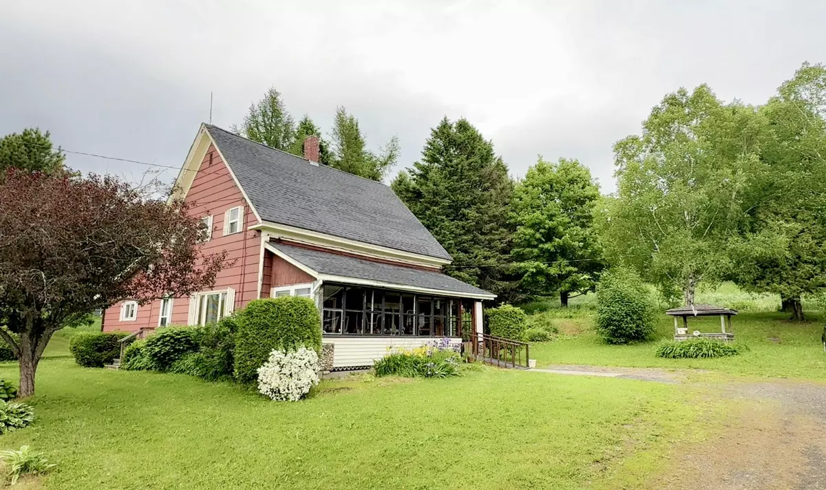 Presque Isle, ME 04769,151 Parkhurst Siding RD