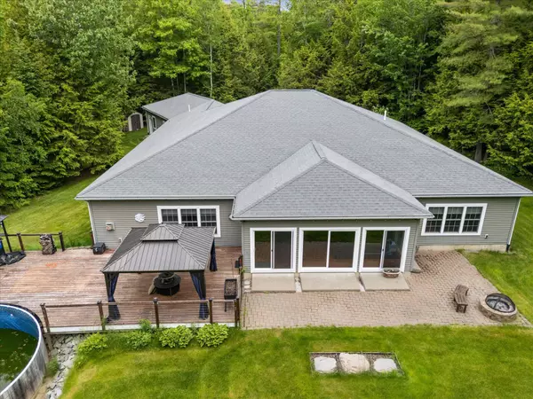 Hampden, ME 04444,161 Foster AVE