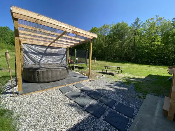 Anson, ME 04958,260 River RD