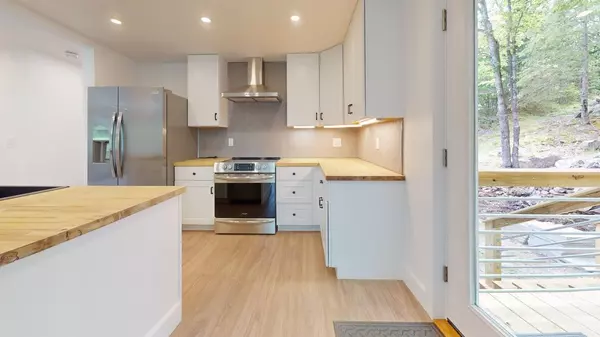 121 Tom Leighton Point RD, Milbridge, ME 04658