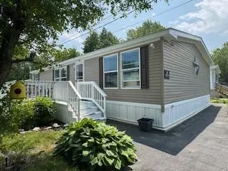 15 Pond DR, Brunswick, ME 04011