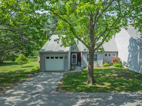 Scarborough, ME 04074,65 Pine Point RD #7