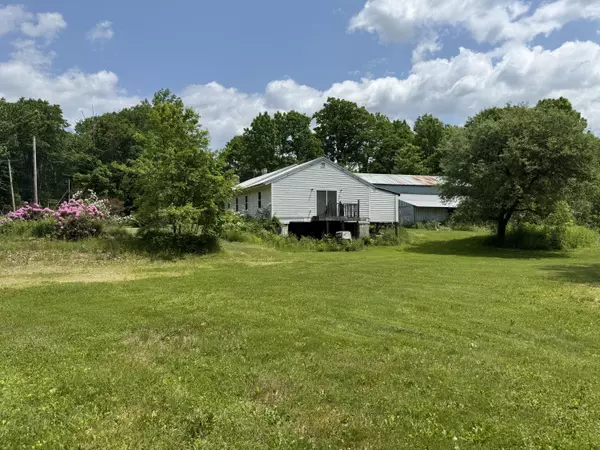 Whitefield, ME 04353,417 Mills RD