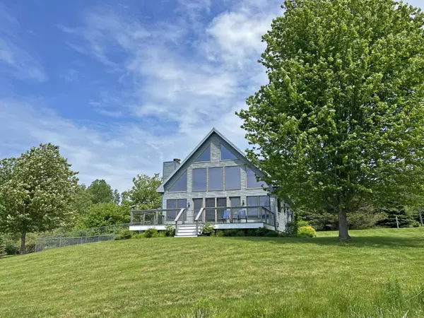31 Deer Run, Lamoine, ME 04605