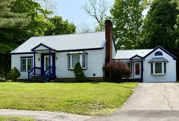 Calais, ME 04619,755 Main ST