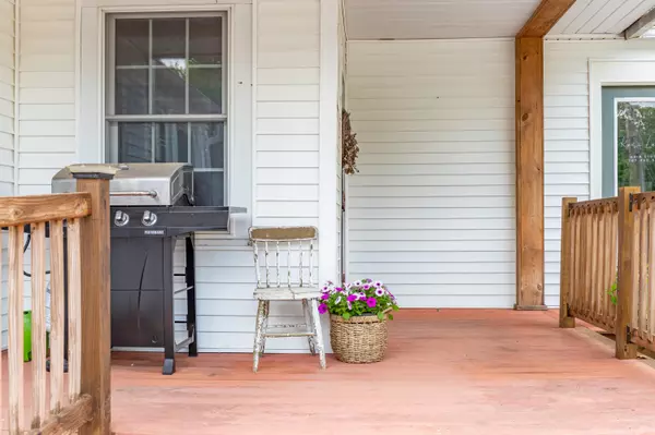 Bucksport, ME 04416,166 Franklin ST