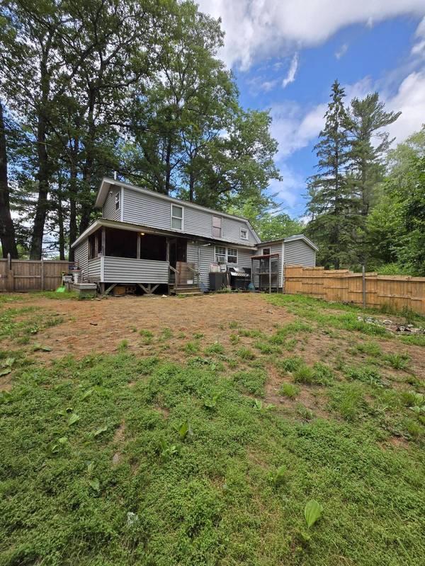 48 Gary ST, Paris, ME 04281
