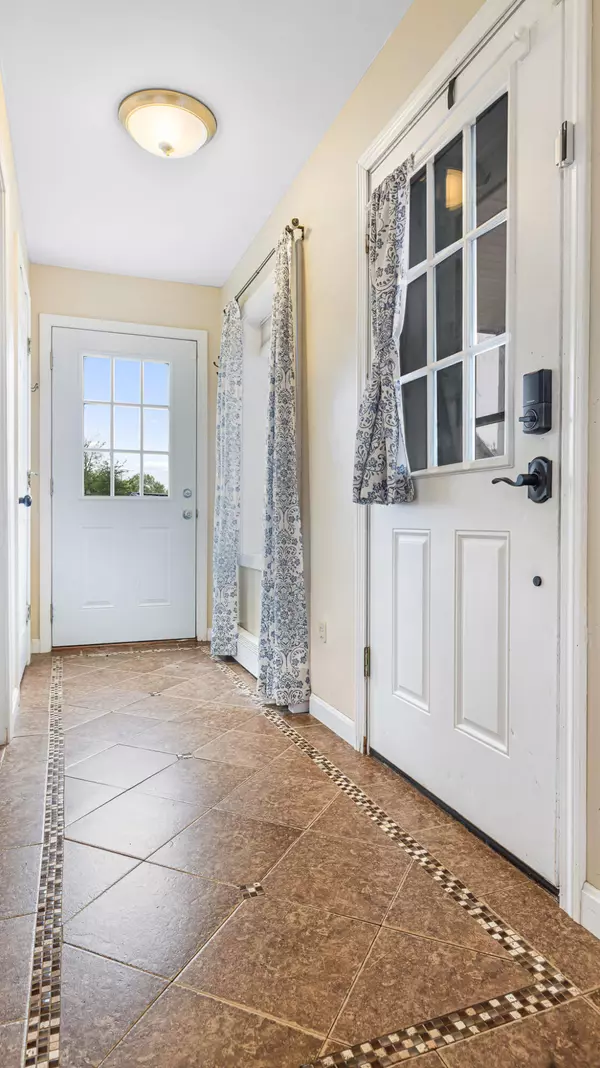 Hudson, ME 04449,3030 Hudson RD