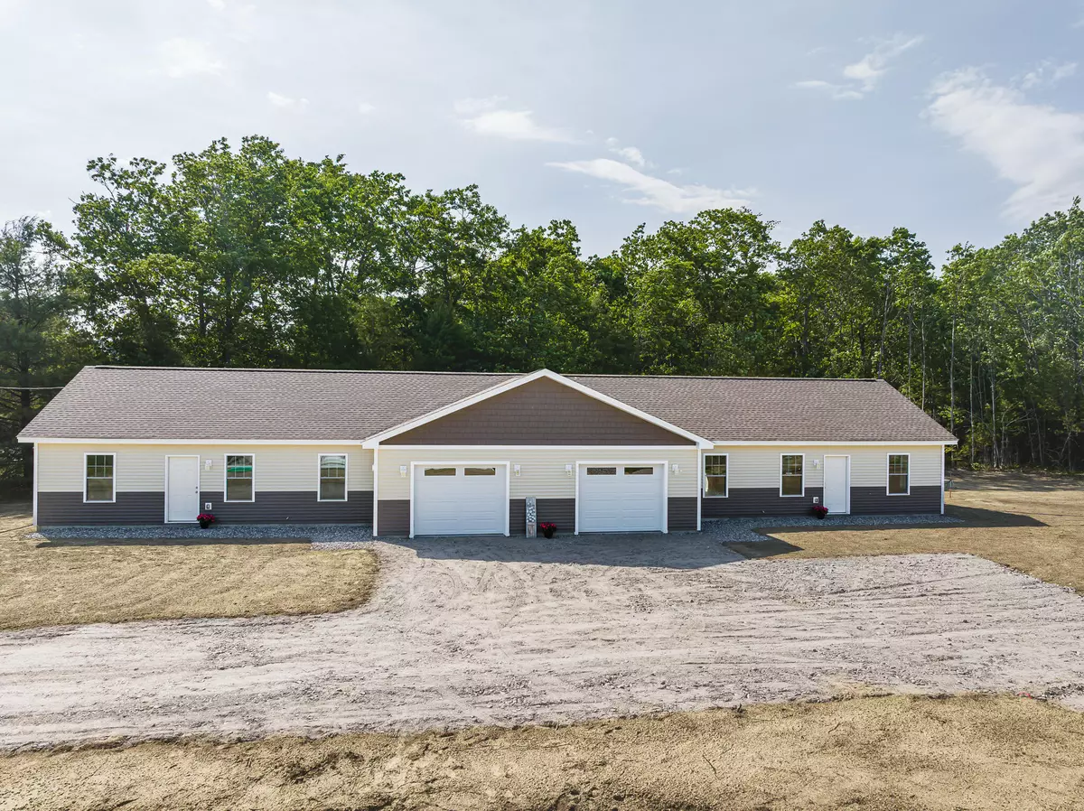 Mechanic Falls, ME 04256,49 Winterbrook RD