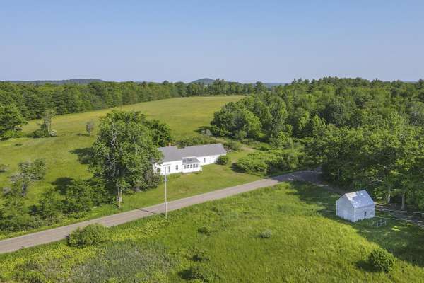 75 Prescott Hill RD, Liberty, ME 04949