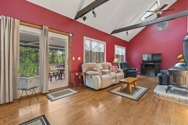 Phippsburg, ME 04562,8 Holbrook DR