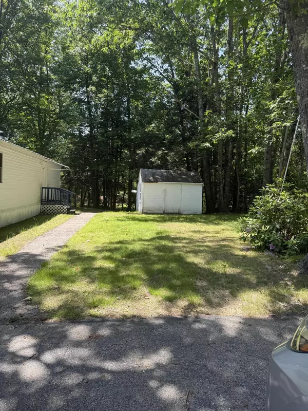 Alfred, ME 04002,29 Sunset LN