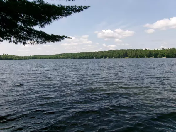 Monmouth, ME 04259,24 Paradise DR