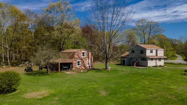 Oakland, ME 04963,428 Trafton RD