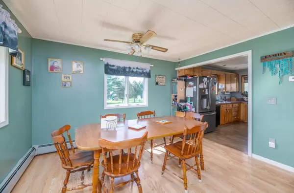 Oakland, ME 04963,428 Trafton RD