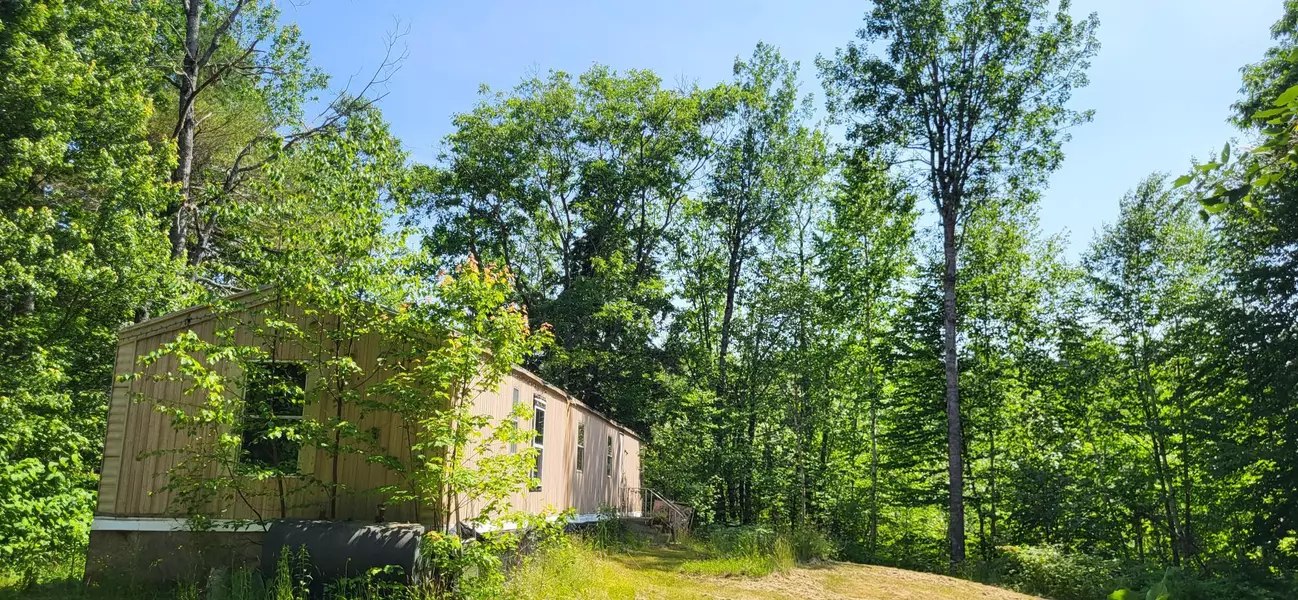 74 Munsey RD, Jefferson, ME 04348