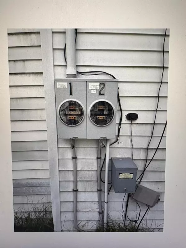 East Millinocket, ME 04430,18 Birch ST