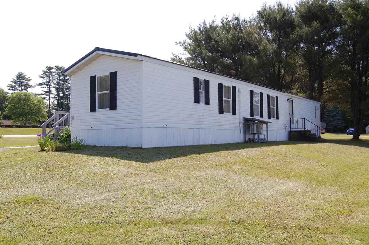 Mechanic Falls, ME 04256,2 Purington AVE