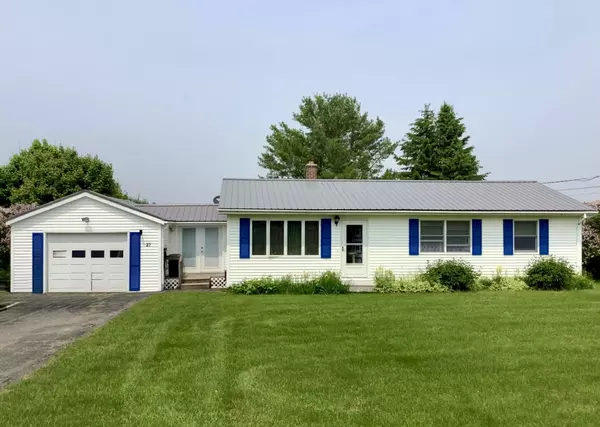 27 University ST, Presque Isle, ME 04769