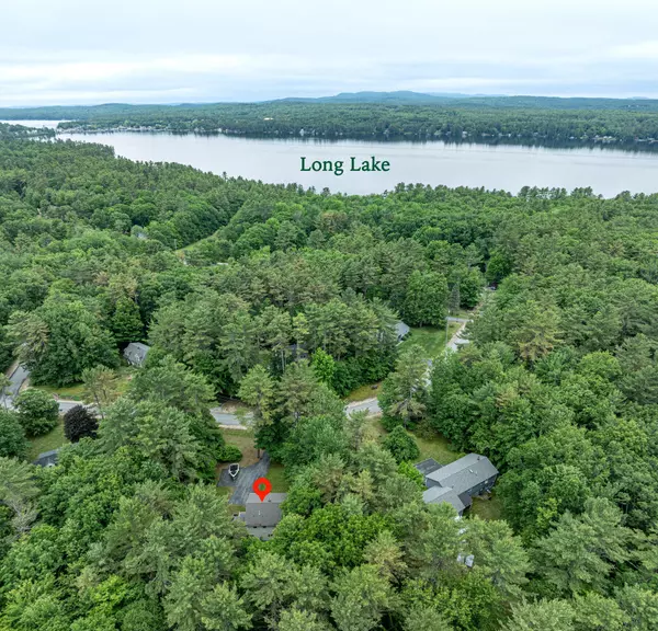 Naples, ME 04055,11 Monroe DR