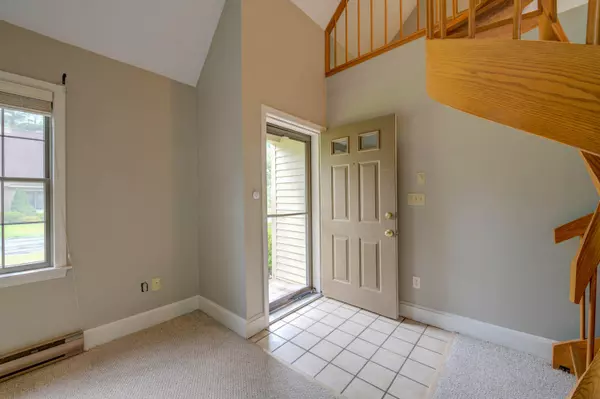 Kennebunk, ME 04043,4 Cheshire Meadows LN #4