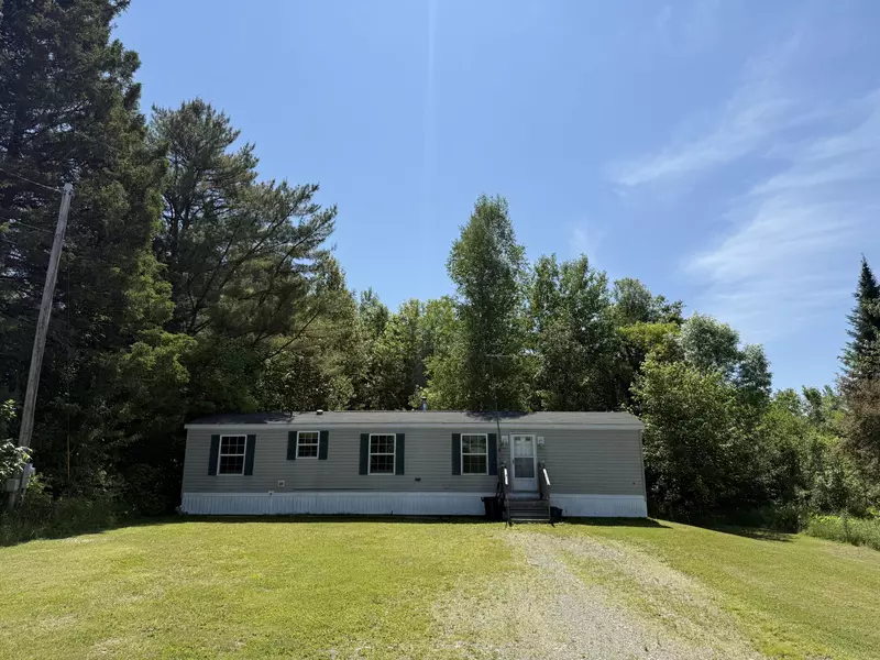 47 Old County RD N, Enfield, ME 04493