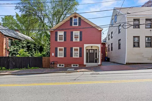 Portland, ME 04101,81 Forest AVE