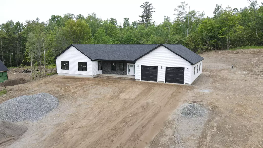 316 Clark RD, Hermon, ME 04401