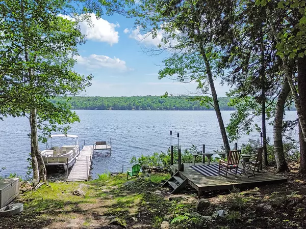 Winthrop, ME 04364,114 Cottage RD