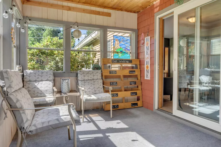 113 River RD, Dresden, ME 04342