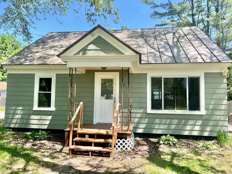 35 May ST, Waterville, ME 04901