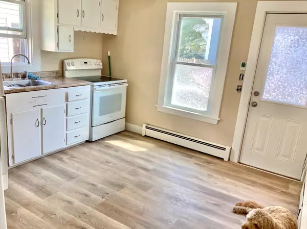 Waterville, ME 04901,35 May ST