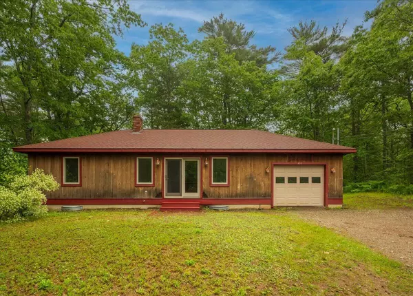 404 Lower Round Pond RD, Bristol, ME 04539