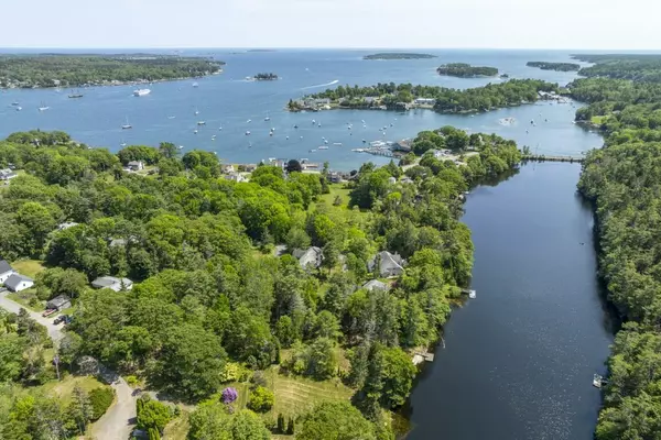 49-6 Logan RD, Boothbay Harbor, ME 04538