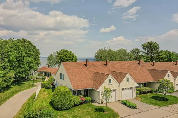 Belfast, ME 04915,97 Dockside LN #8