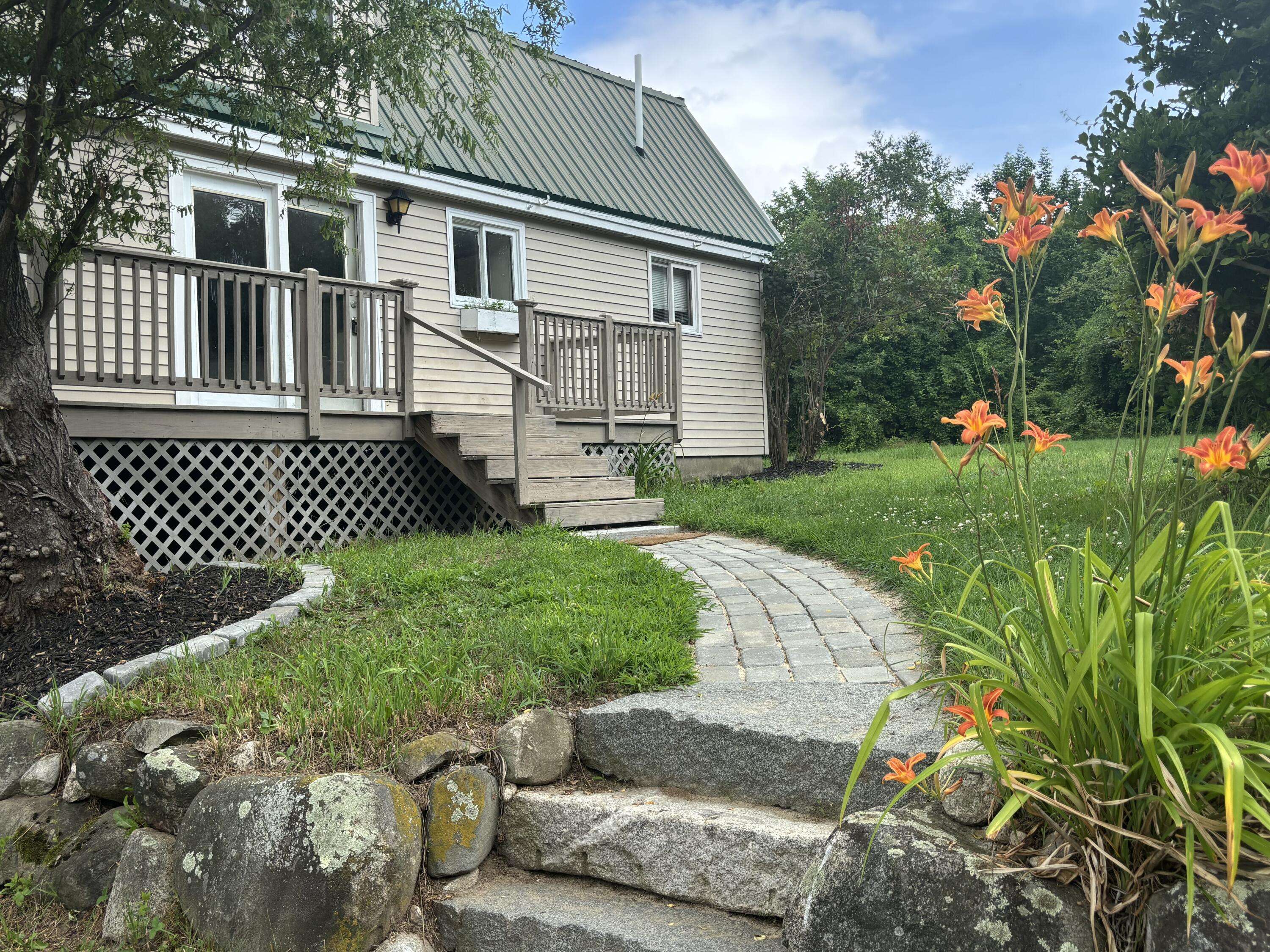 14 Hunter DR, Cornish, ME 04020