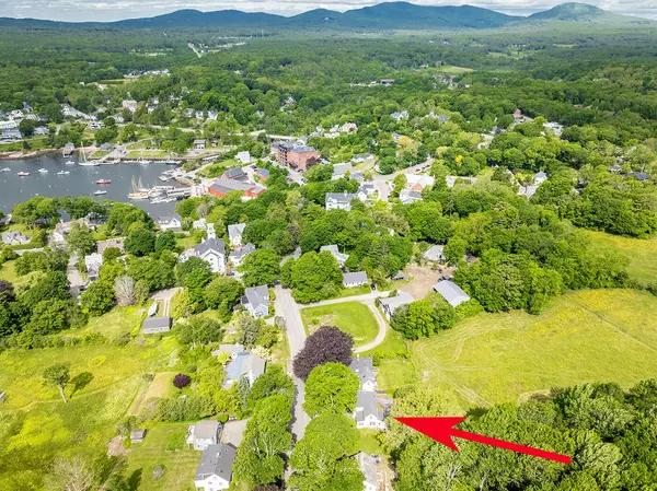 Rockport, ME 04856,131 Russell AVE