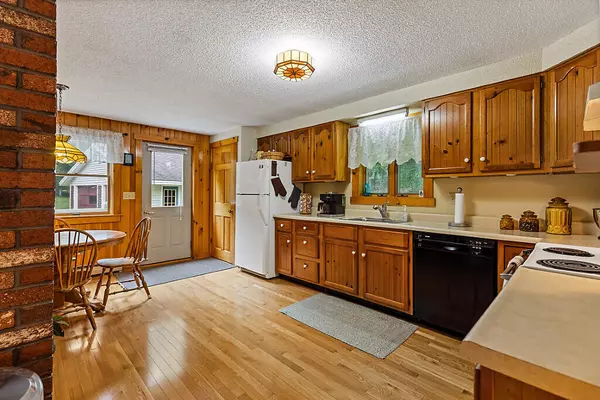 Sidney, ME 04330,2026 Eight Rod RD