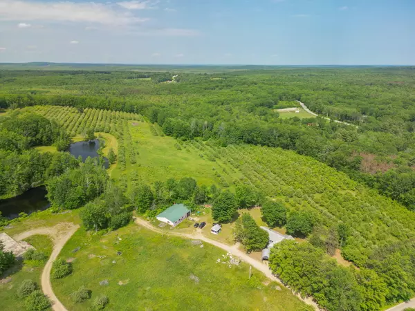 Lyman, ME 04002,287 Brock RD