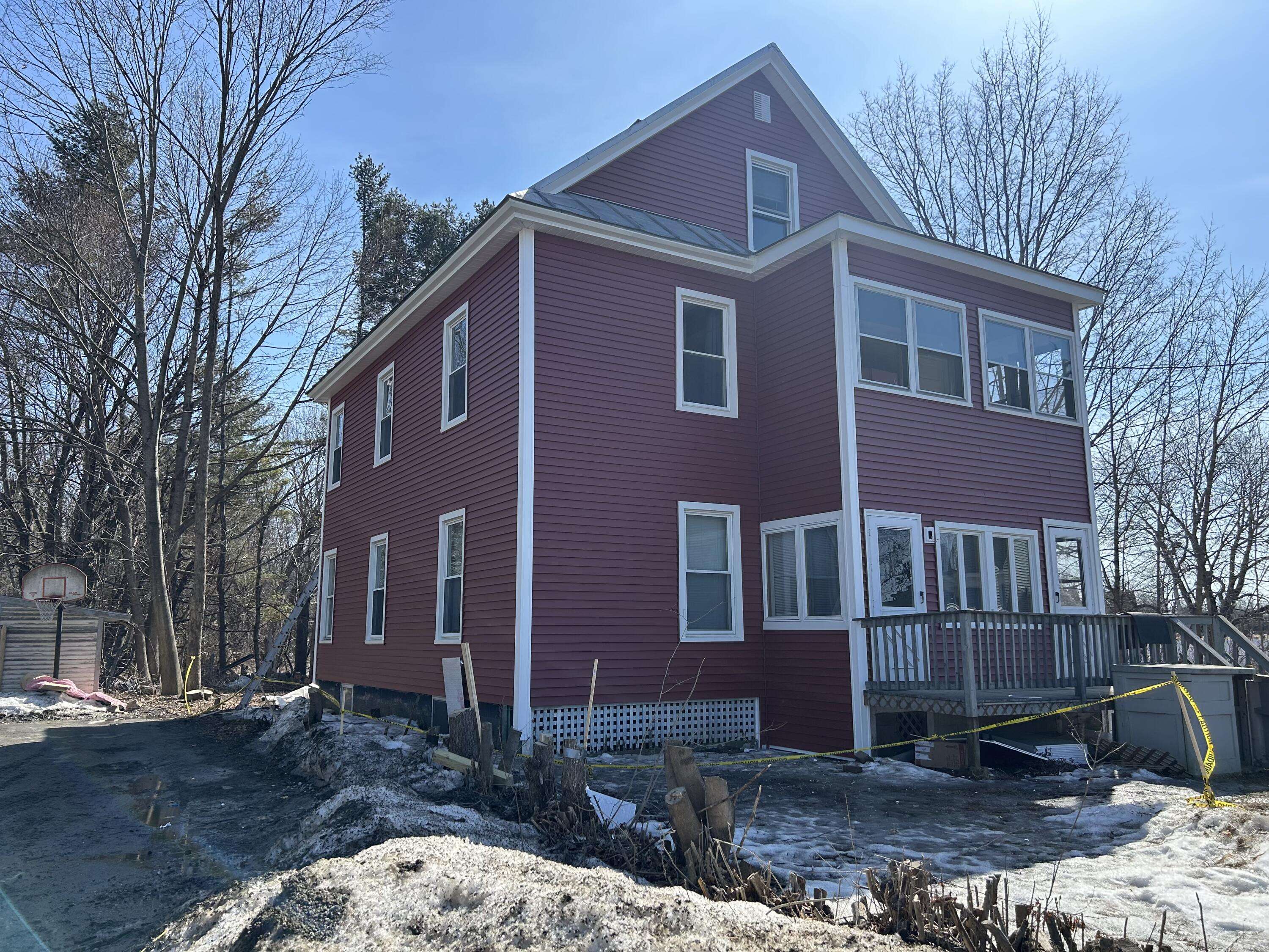 40 Silvermount ST, Waterville, ME 04901