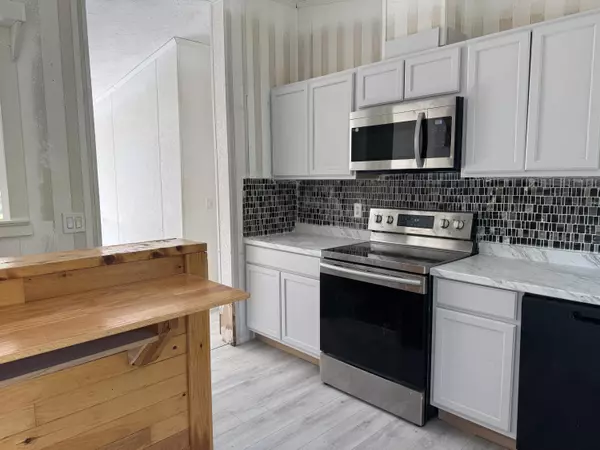 Greenbush, ME 04418,65 Fothingill RD