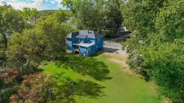 Lisbon, ME 04250,36 Farwell ST